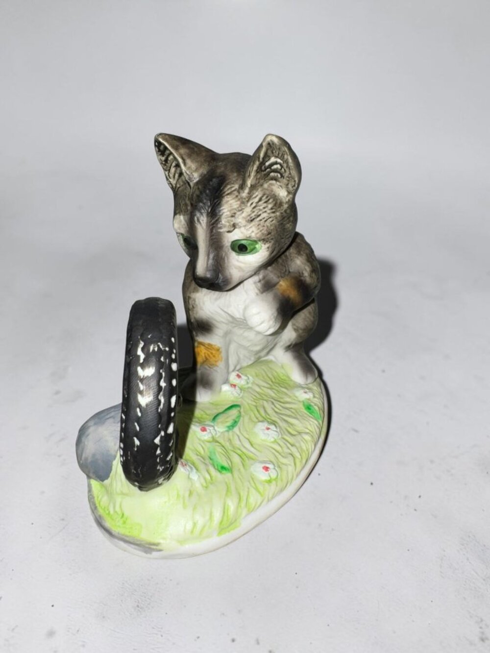 Vintage Ceramic Hand-Painted Artmark Cat & Mouse Figurine